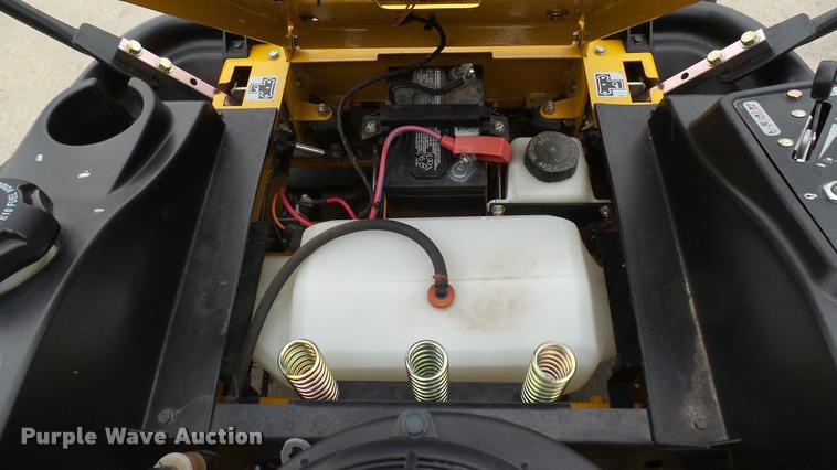 image for item AR9823 2015 Hustler Raptor SD 932558 ZTR lawn mower