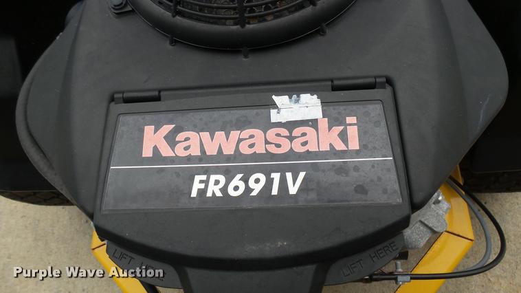 image for item AR9824 2015 Hustler Raptor SD 932558 ZTR lawn mower