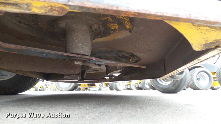 image for item AR9827 2015 Hustler Raptor SD 933127 ZTR lawn mower