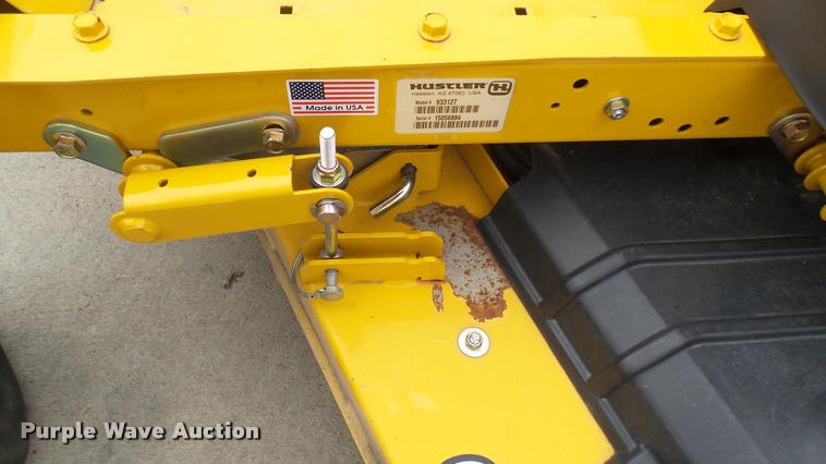 image for item AR9827 2015 Hustler Raptor SD 933127 ZTR lawn mower