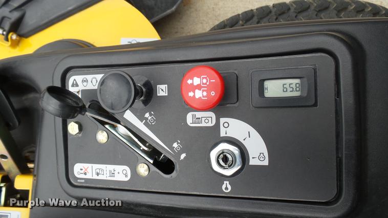 image for item AR9828 2015 Hustler Raptor SD 933127 ZTR lawn mower