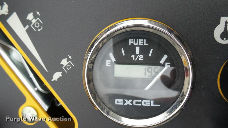 image for item AR9832 2015 Hustler Raptor Flip-Up 933614 ZTR lawn mower