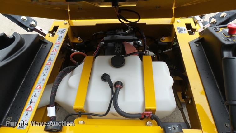 image for item AR9836 2015 Hustler Raptor Flip-Up 933622 ZTR lawn mower