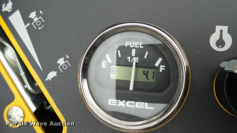 image for item AR9838 2015 Hustler Raptor Flip-Up 933622 ZTR lawn mower