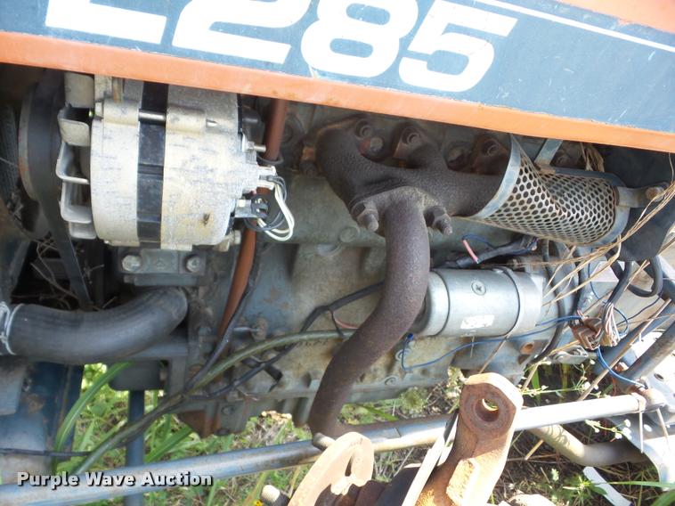 image for item BI9668 Kubota L285 tractor