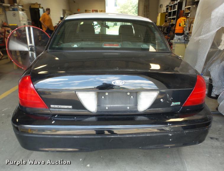 image for item BI9671 2011 Ford Crown Victoria Police Interceptor