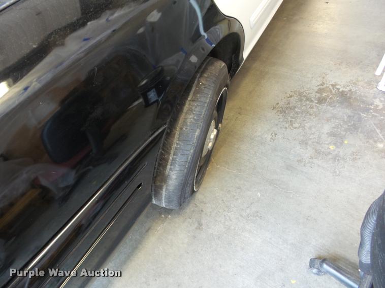 image for item BI9671 2011 Ford Crown Victoria Police Interceptor