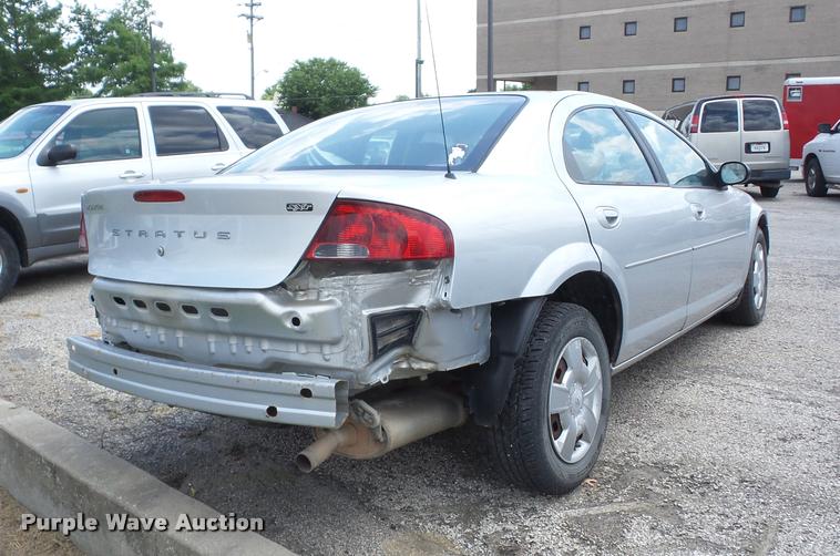 image for item BI9673 2006 Dodge Stratus