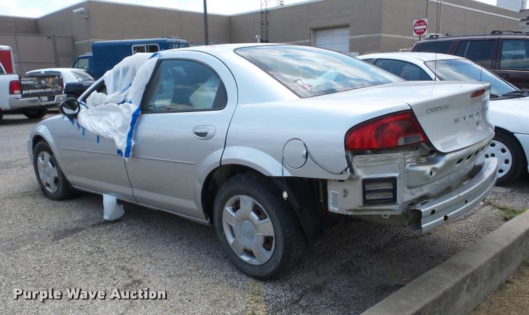 image for item BI9673 2006 Dodge Stratus