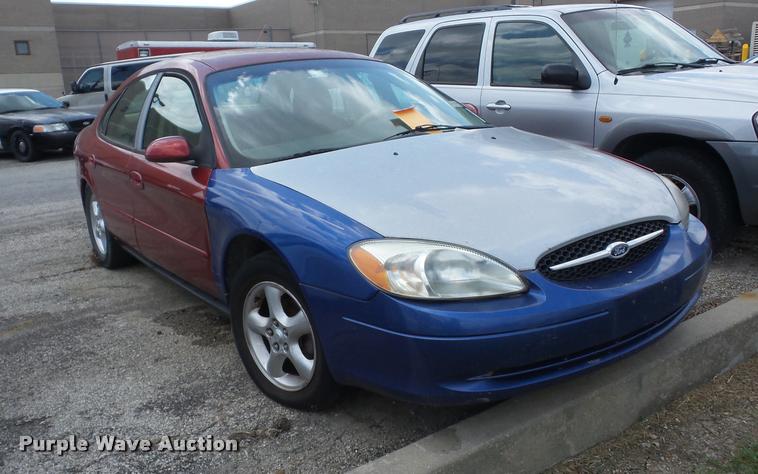 image for item BI9674 2000 Ford Taurus