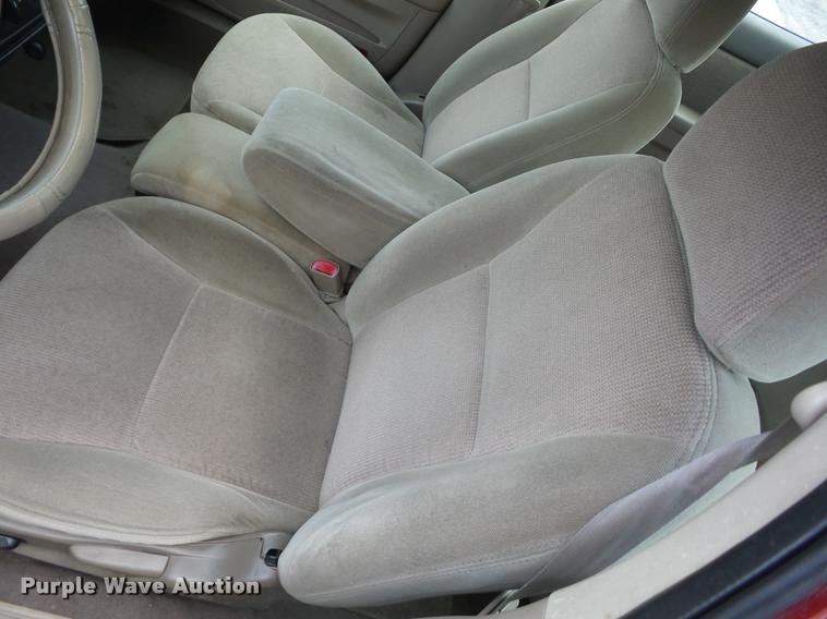 image for item BI9674 2000 Ford Taurus