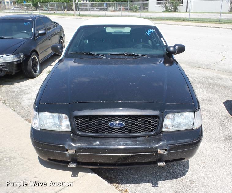 image for item BI9676 2011 Ford Crown Victoria Police Interceptor