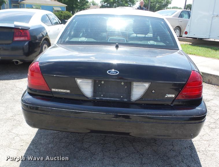 image for item BI9676 2011 Ford Crown Victoria Police Interceptor