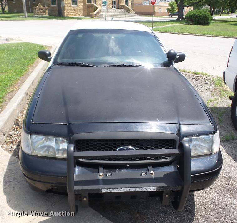 image for item BI9677 2006 Ford Crown Victoria Police Interceptor