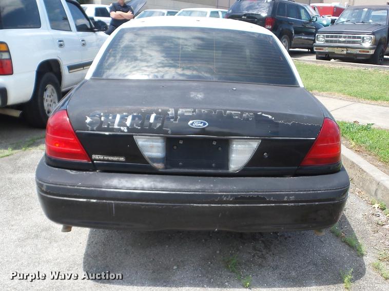 image for item BI9677 2006 Ford Crown Victoria Police Interceptor
