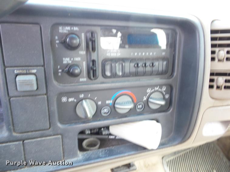 image for item BI9678 2000 Chevrolet 2500 Ext. Cab pickup truck