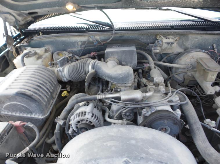 image for item BI9678 2000 Chevrolet 2500 Ext. Cab pickup truck