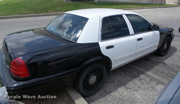 image for item BI9680 2010 Ford Crown Victoria Police Interceptor