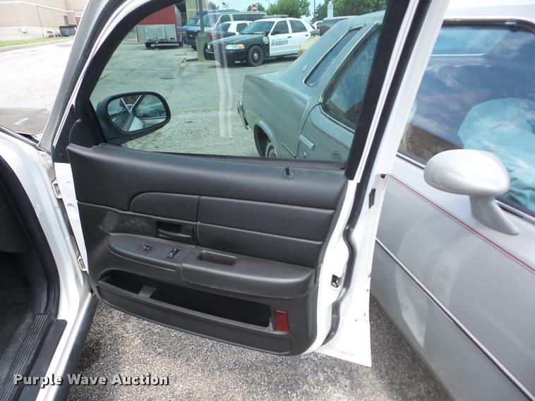 image for item BI9680 2010 Ford Crown Victoria Police Interceptor