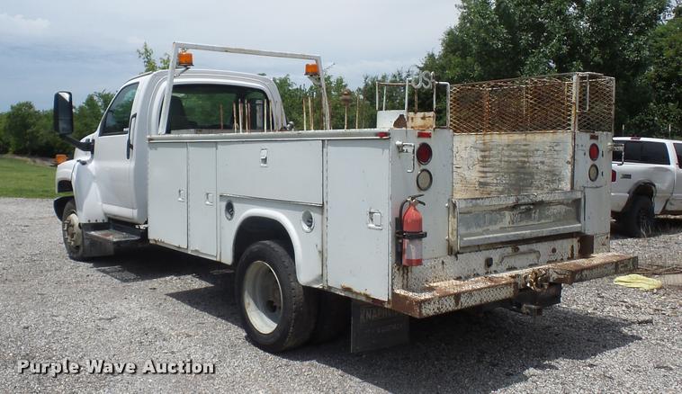 image for item BS9421 2005 Chevrolet C4500 utility truck