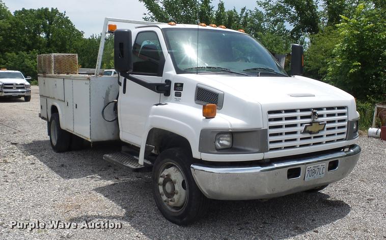 image for item BS9421 2005 Chevrolet C4500 utility truck