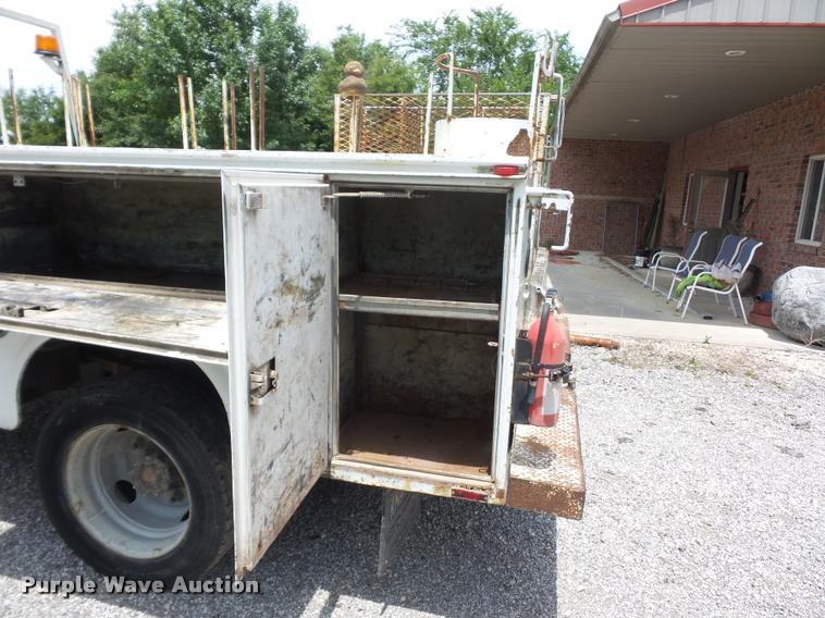 image for item BS9421 2005 Chevrolet C4500 utility truck