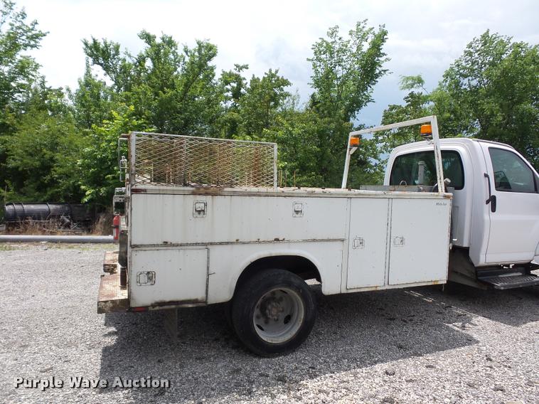 image for item BS9421 2005 Chevrolet C4500 utility truck
