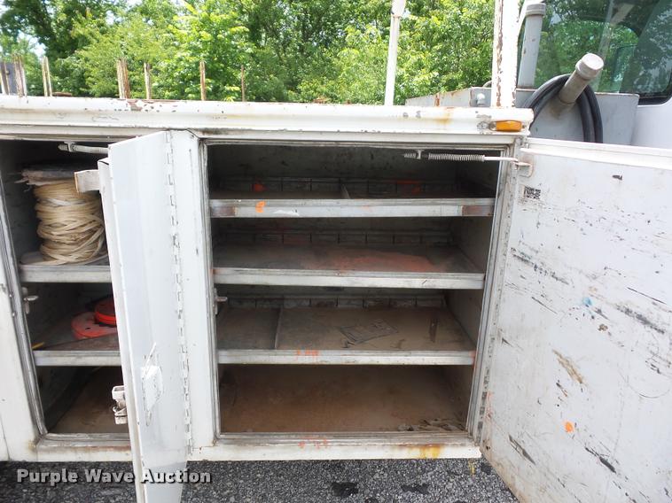 image for item BS9421 2005 Chevrolet C4500 utility truck