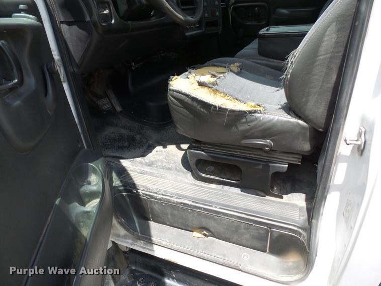 image for item BS9421 2005 Chevrolet C4500 utility truck