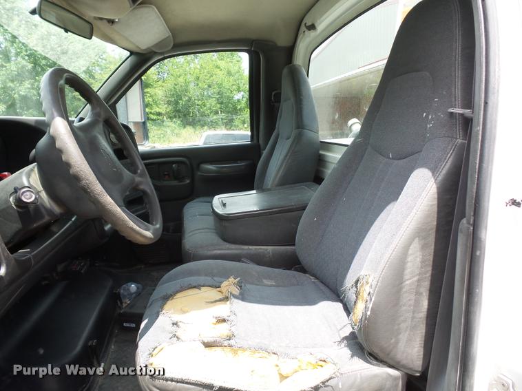 image for item BS9421 2005 Chevrolet C4500 utility truck