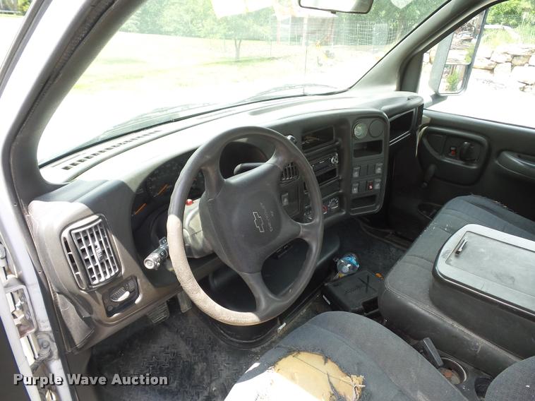 image for item BS9421 2005 Chevrolet C4500 utility truck