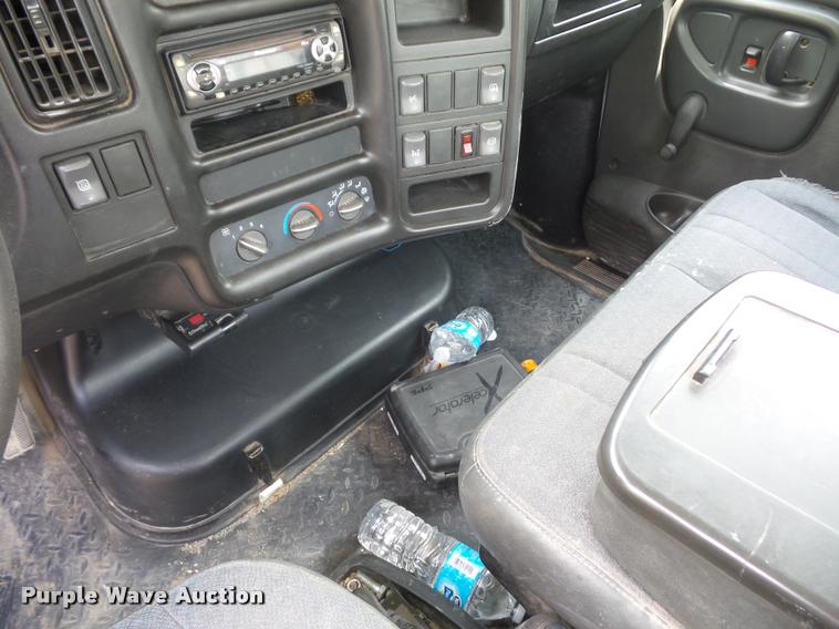 image for item BS9421 2005 Chevrolet C4500 utility truck