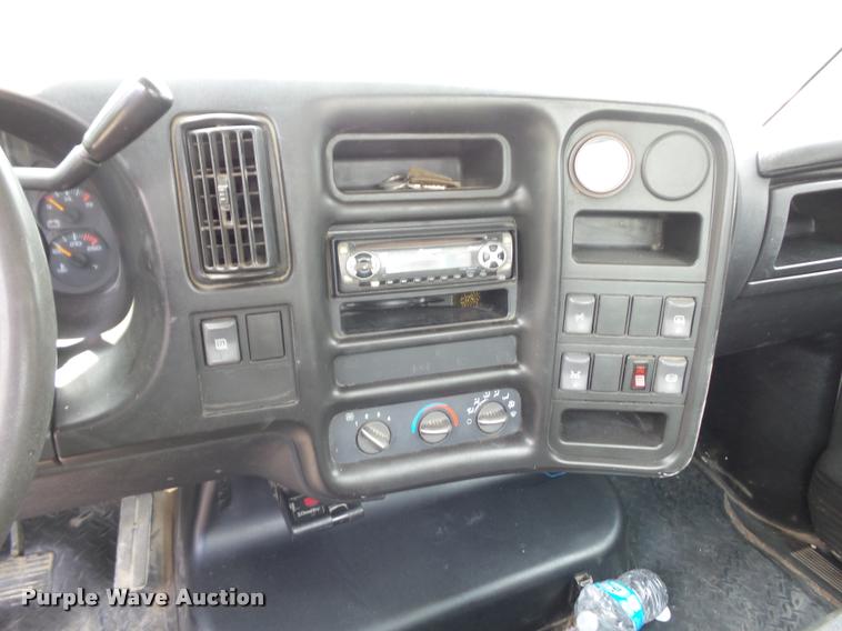 image for item BS9421 2005 Chevrolet C4500 utility truck