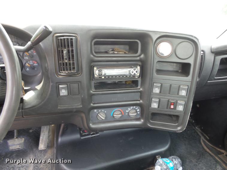 image for item BS9421 2005 Chevrolet C4500 utility truck
