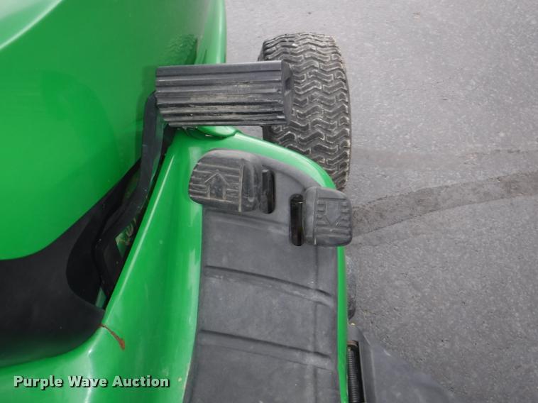 image for item BY9750 John Deere LT160 riding lawn mower