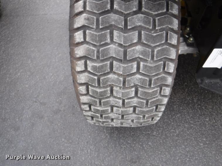 image for item BY9752 John Deere LA140 riding lawn mower