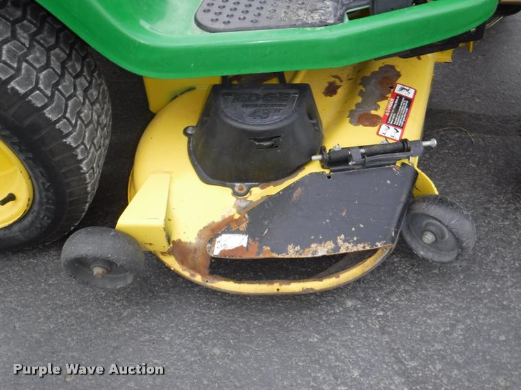 image for item BY9752 John Deere LA140 riding lawn mower