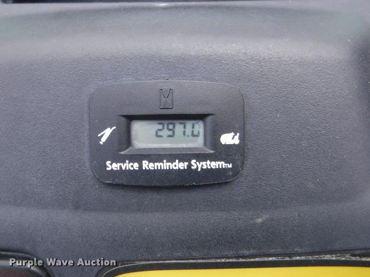 image for item BY9752 John Deere LA140 riding lawn mower