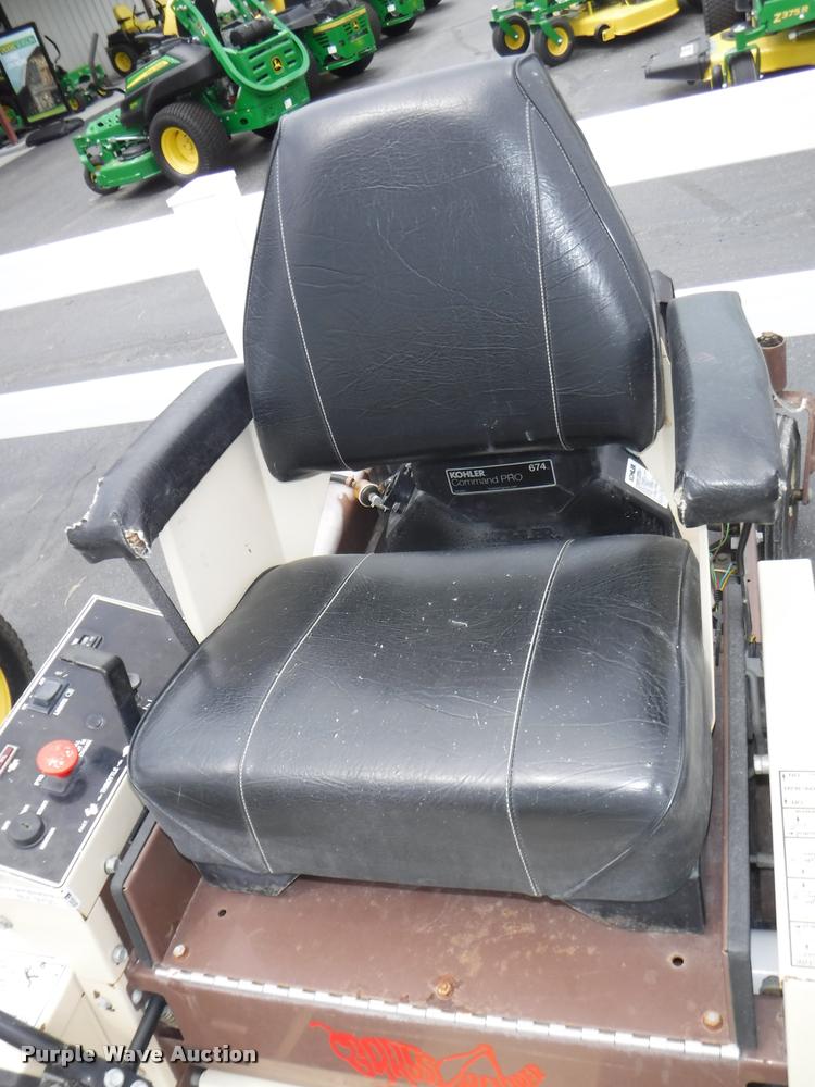 image for item BY9753 Grasshopper 720K lawn mower