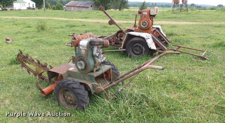 image for item CA9021 (2) trenchers