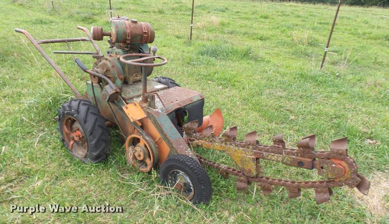 image for item CA9021 (2) trenchers