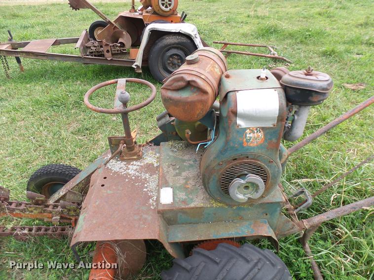 image for item CA9021 (2) trenchers