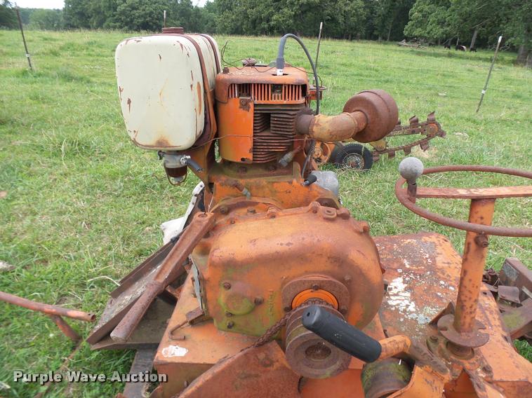 image for item CA9021 (2) trenchers