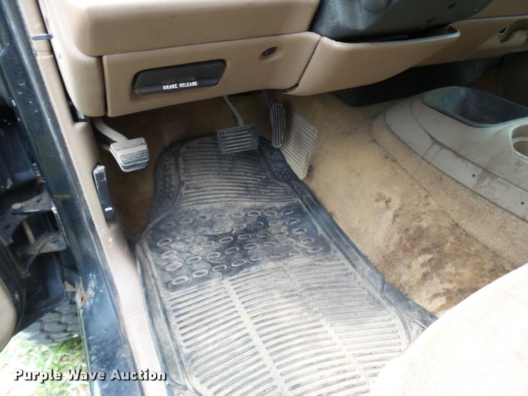 image for item CA9024 1997 GMC Sonoma Ext. Cab pickup truck