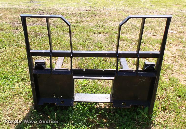image for item CA9028 Skid steer pallet forks