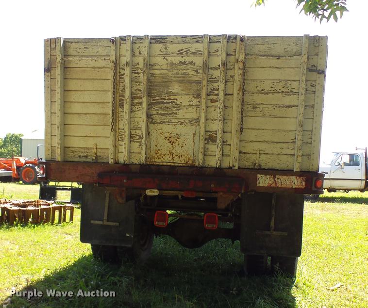 image for item CA9029 1966 International Loadstar 1600 dump truck