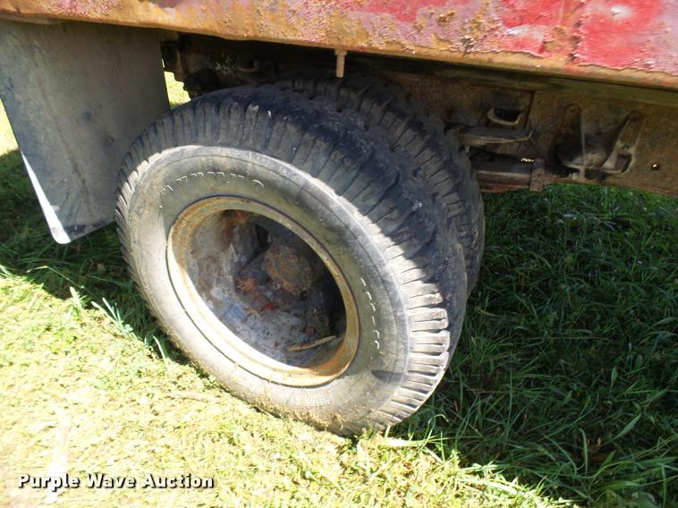image for item CA9029 1966 International Loadstar 1600 dump truck