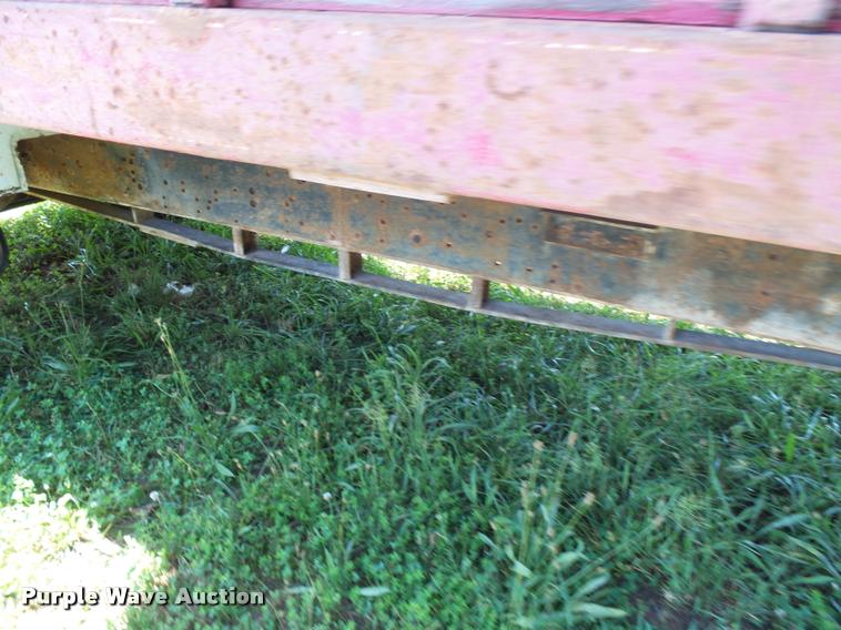 image for item CA9029 1966 International Loadstar 1600 dump truck