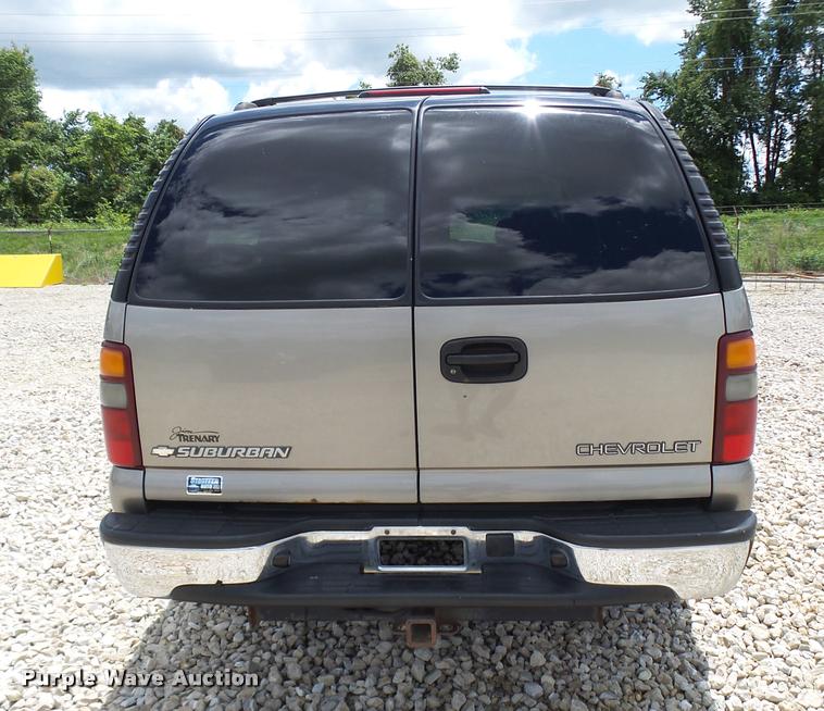 image for item CC9228 2003 Chevrolet Suburban 1500 SUV