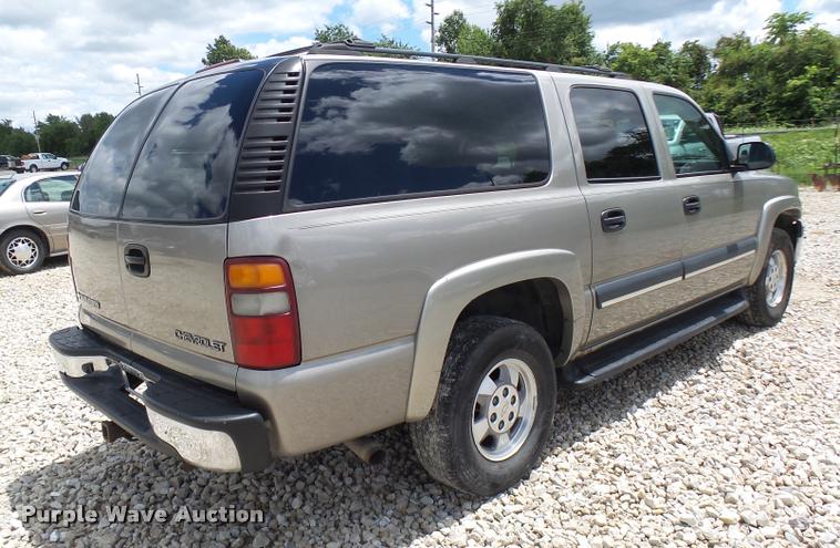image for item CC9228 2003 Chevrolet Suburban 1500 SUV